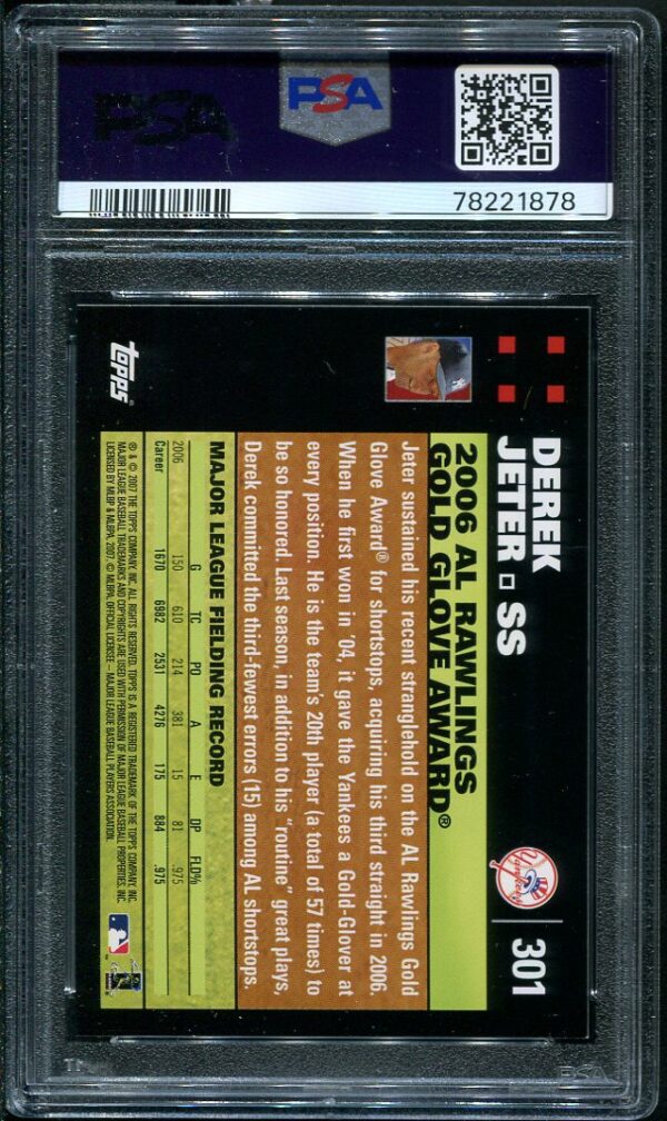 Authentic 2007 Topps #301 Derek Jeter Gold Glove PSA 9 Baseball Card